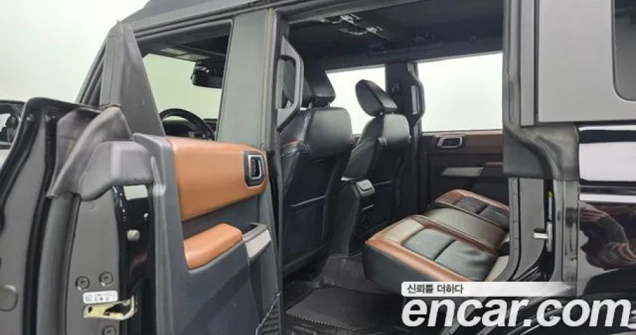 Ford Bronco 