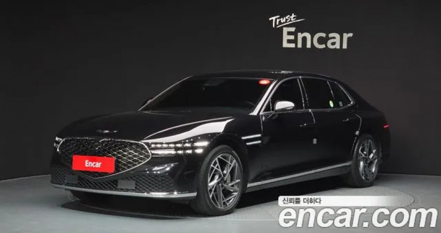 Genesis G90 