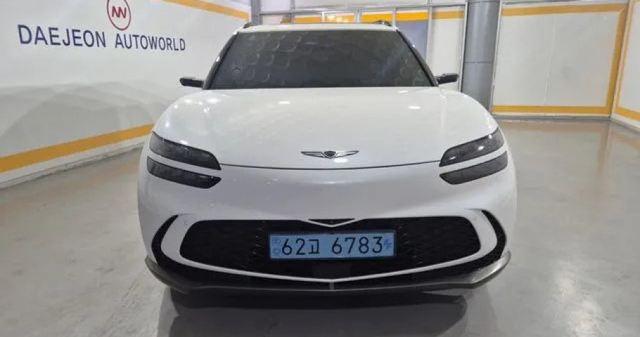 Genesis Gv60 