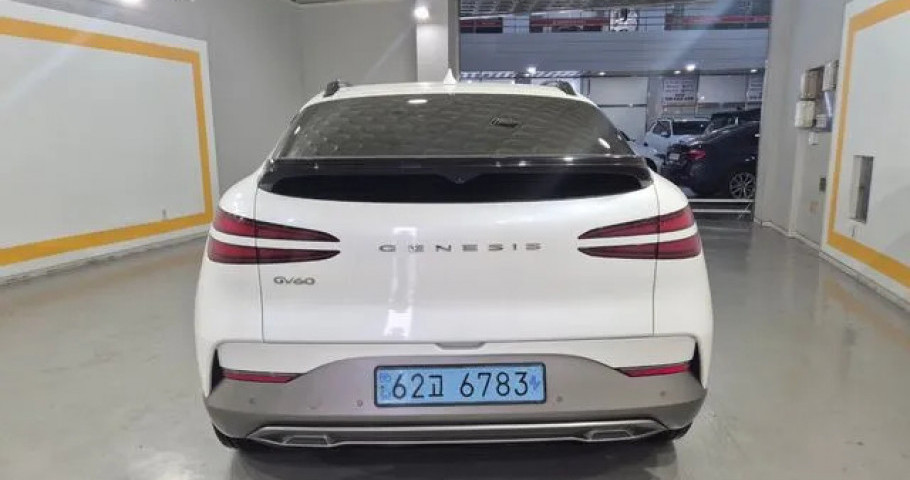 Genesis Gv60 