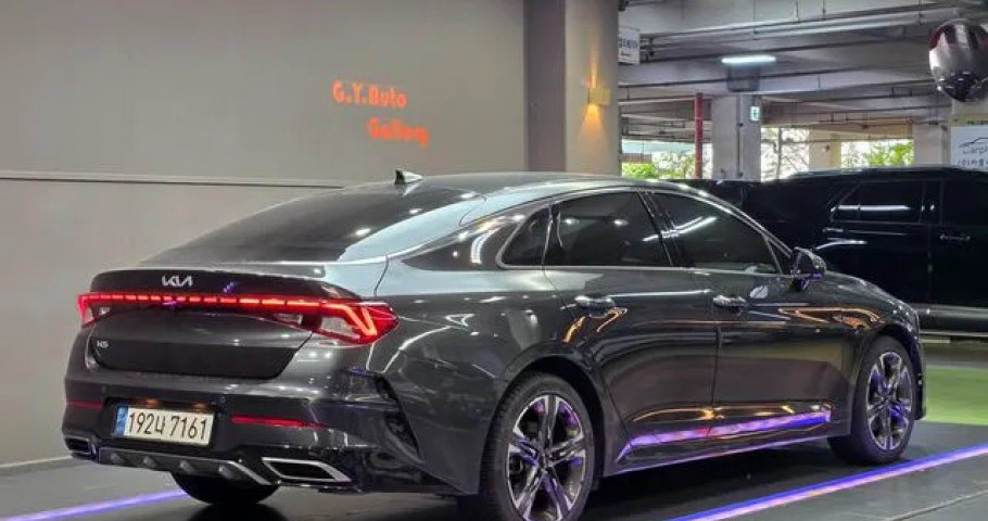 Kia K5 