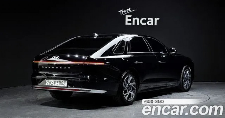 Hyundai Grandeur 