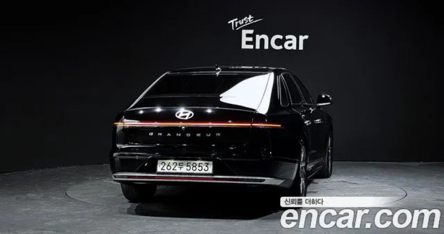 Hyundai Grandeur 