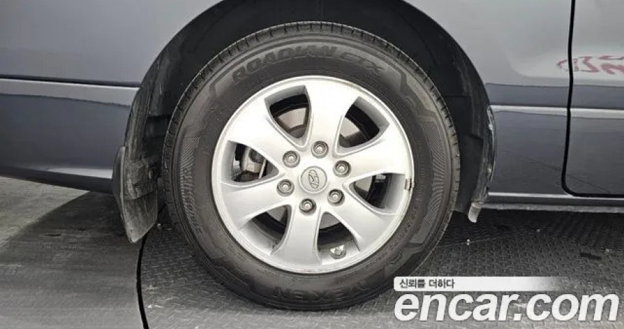 Hyundai Starex 