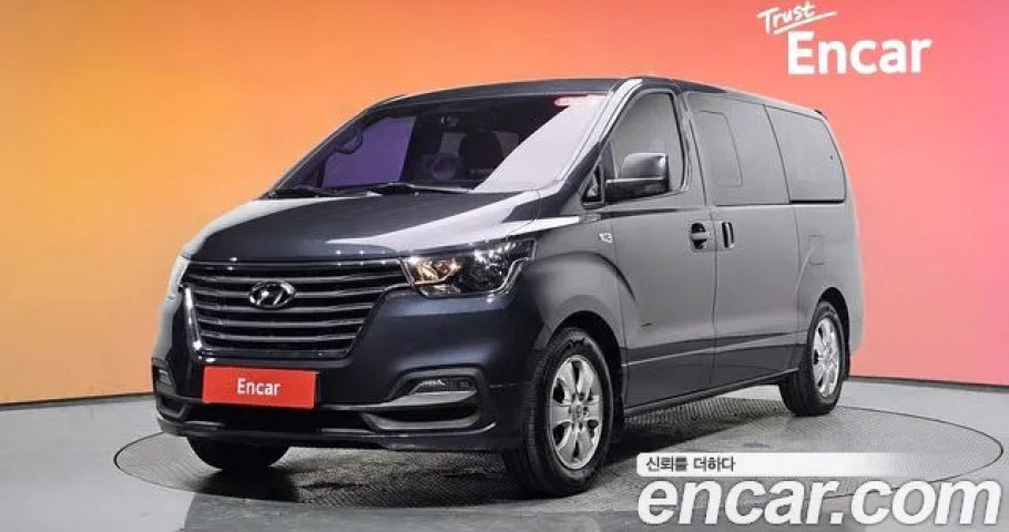 Hyundai Starex 