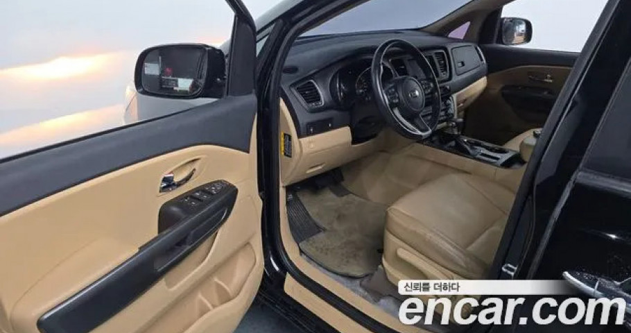 Kia Carnival 