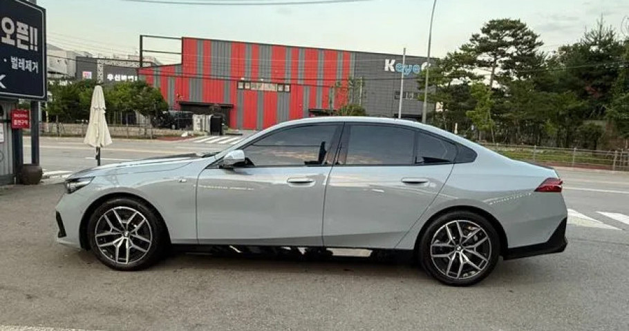 Bmw 5-Series 