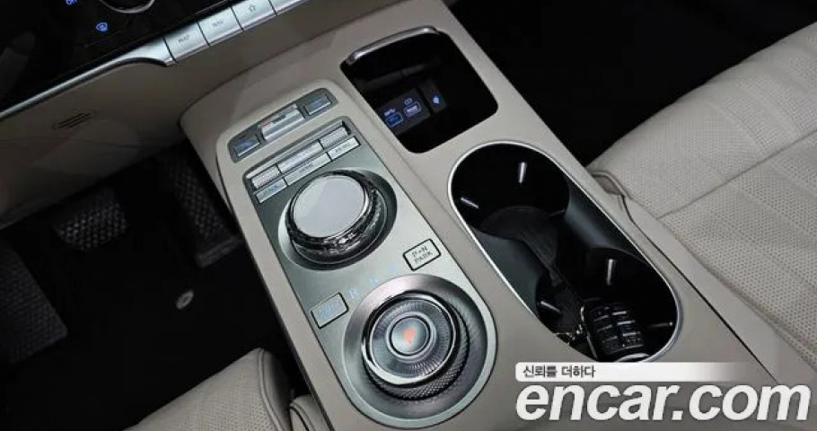 Genesis Gv70 