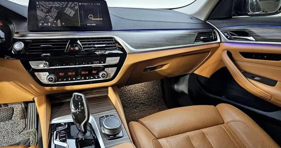 Bmw 5-Series 