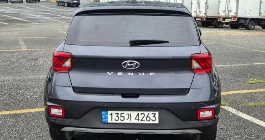 Hyundai Venue 