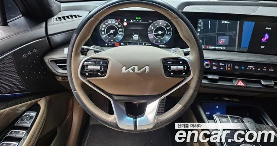 Kia K8 