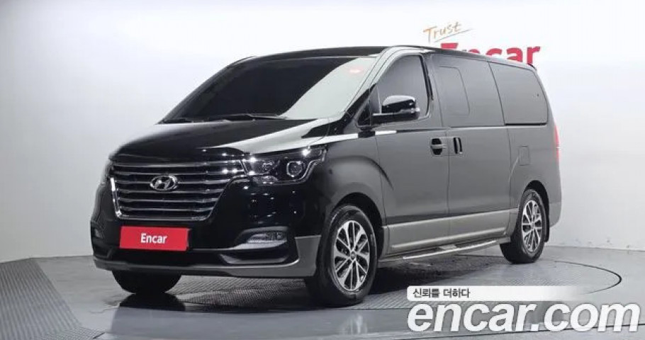 Hyundai Starex 
