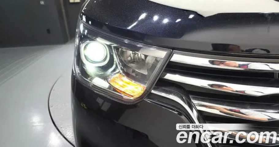 Hyundai Starex 