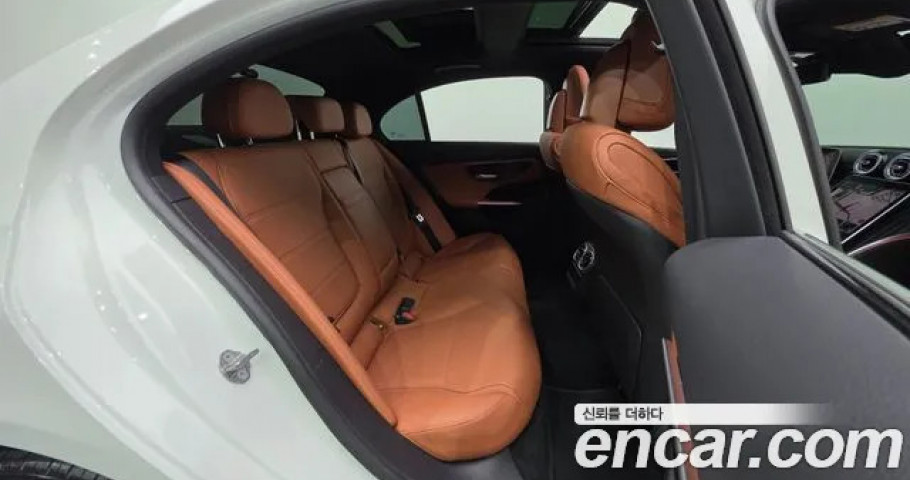 Mercedes-Benz C-Class 