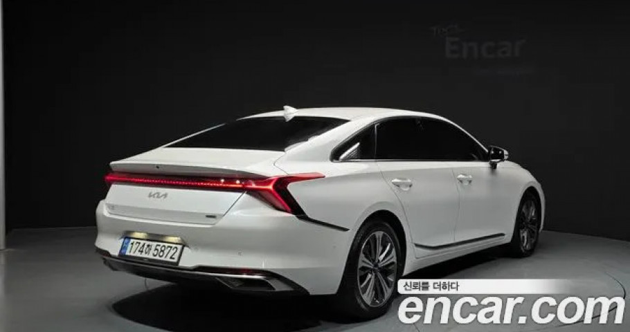 Kia K8 