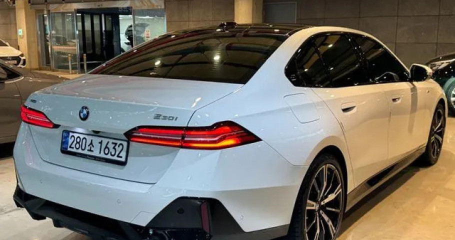 Bmw 5-Series 