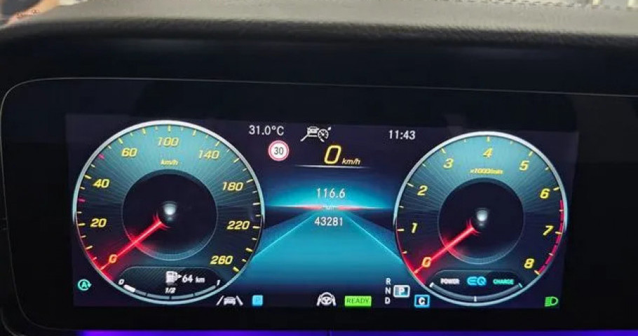Mercedes-Benz E-Class 