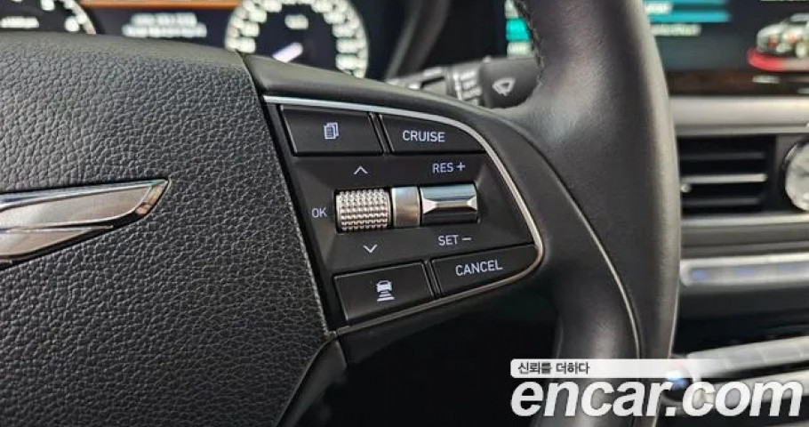 Genesis G90 