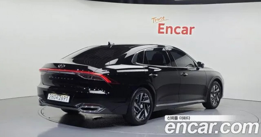 Hyundai Grandeur 