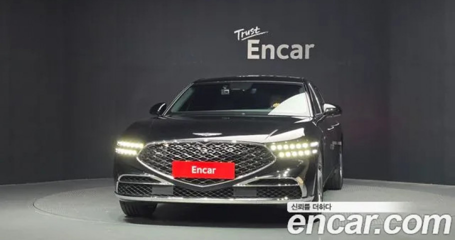 Genesis G90 