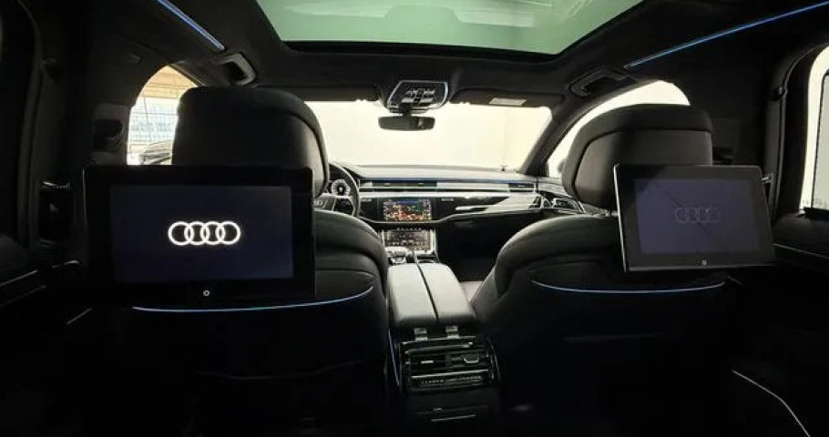 Audi A8 