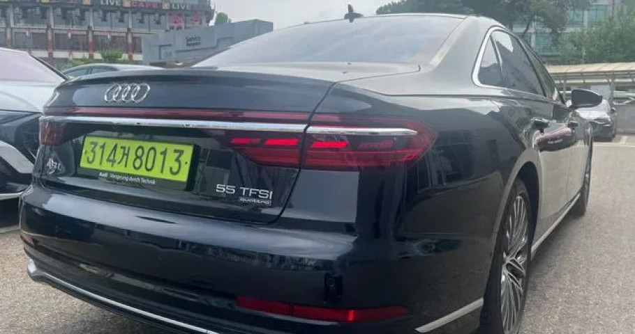 Audi A8 