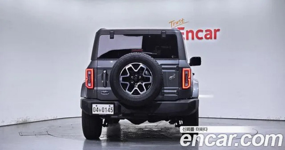 Ford Bronco 