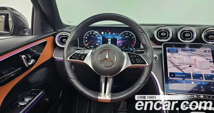 Mercedes-Benz C-Class 