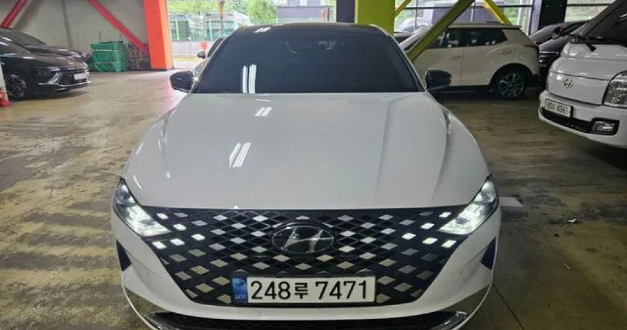Hyundai Grandeur 