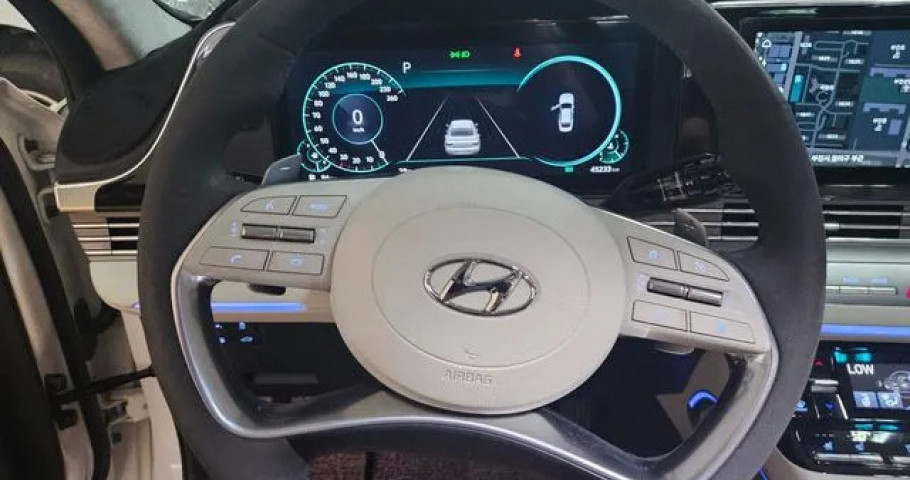 Hyundai Grandeur 