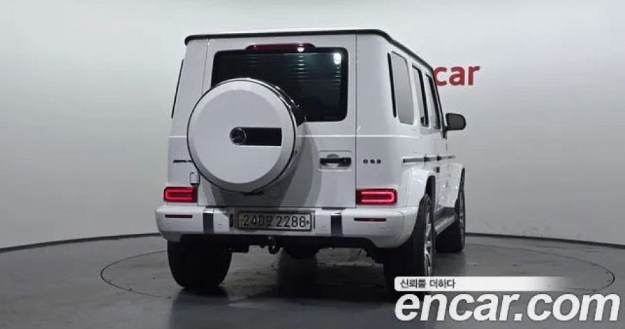 Mercedes-Benz G-Class 