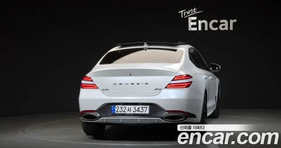 Genesis G70 