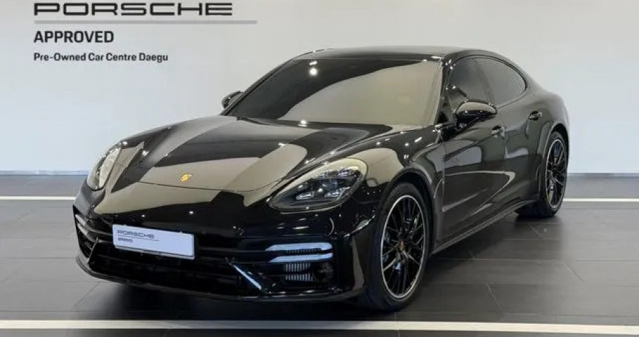 Porsche Panamera 