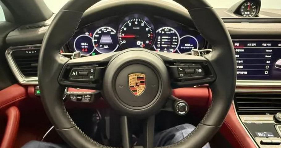 Porsche Panamera 