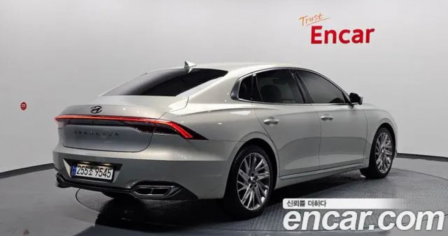 Hyundai Grandeur 