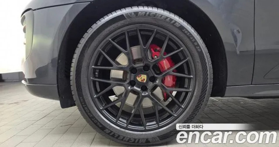 Porsche Macan 