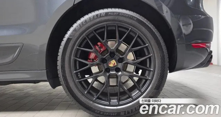 Porsche Macan 