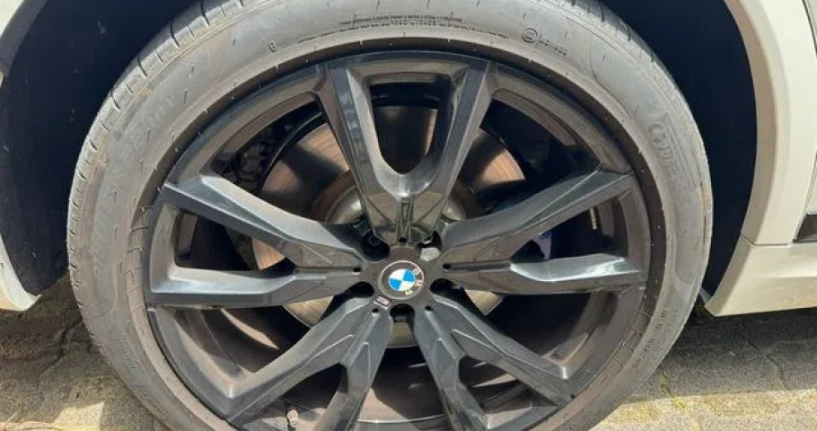 Bmw X7 