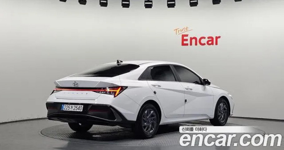 Hyundai Avante (Elantra) 