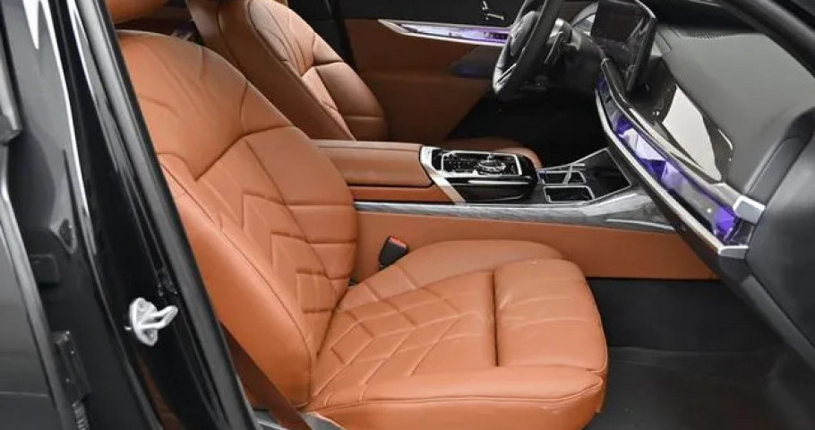 Bmw 7-Series 