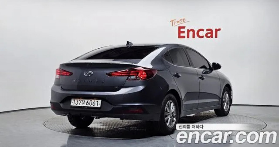 Hyundai Avante (Elantra) 