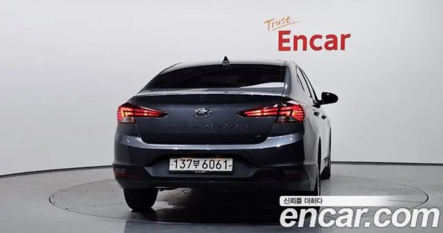 Hyundai Avante (Elantra) 