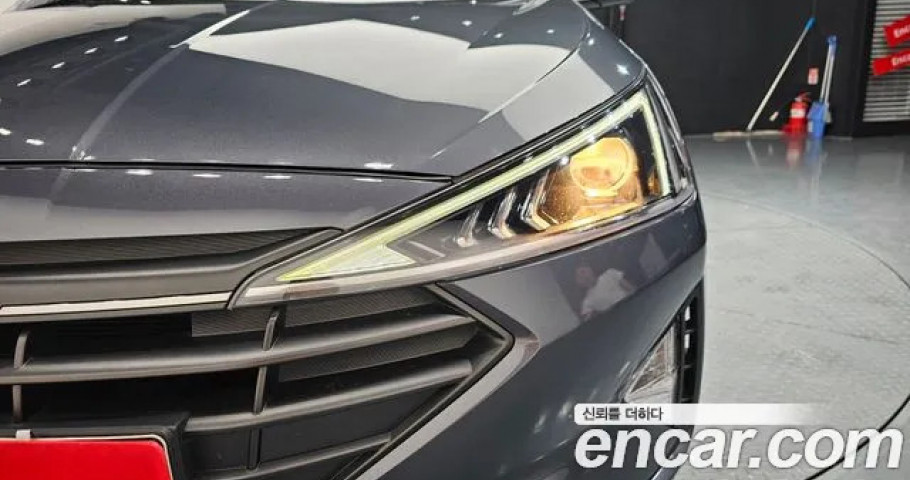 Hyundai Avante (Elantra) 