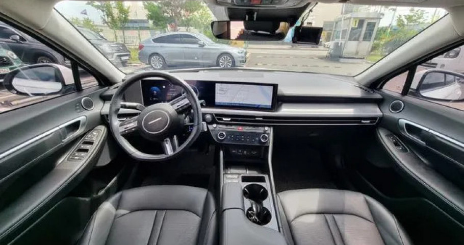 Hyundai Sonata 