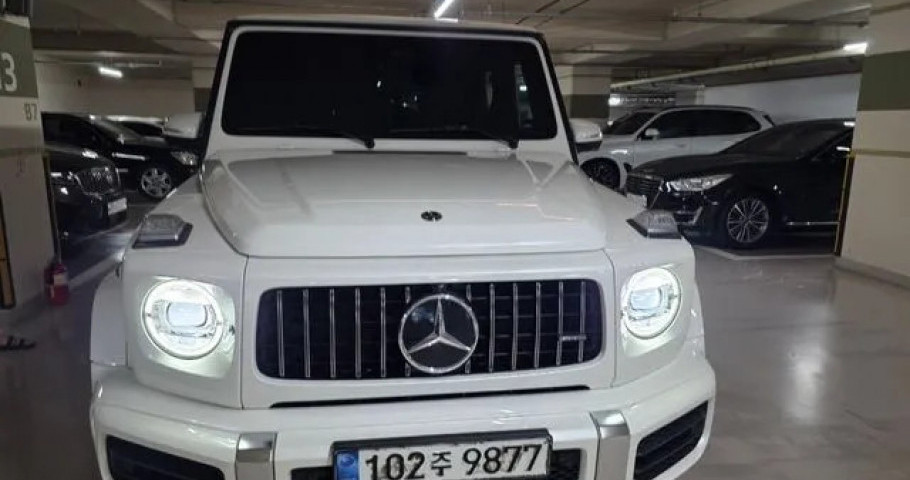 Mercedes-Benz G-Class 