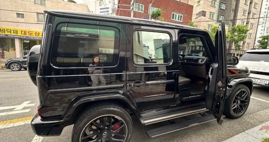Mercedes-Benz G-Class 
