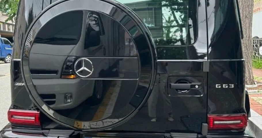 Mercedes-Benz G-Class 