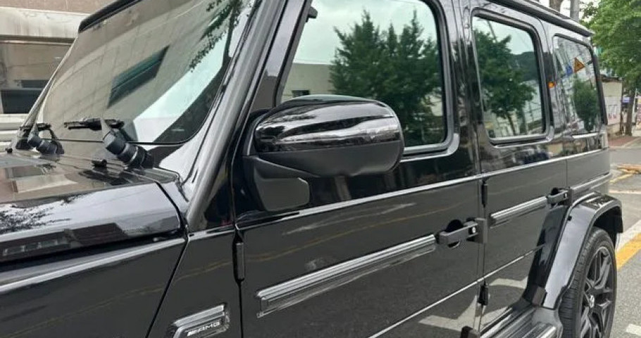 Mercedes-Benz G-Class 