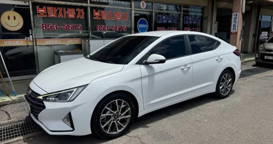 Hyundai Avante (Elantra) 