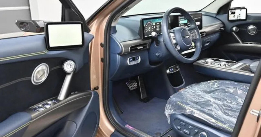 Genesis Gv60 